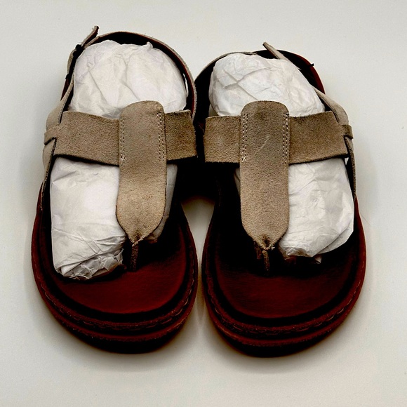 BORN Sandals (Size 7) - Picture 1 of 2